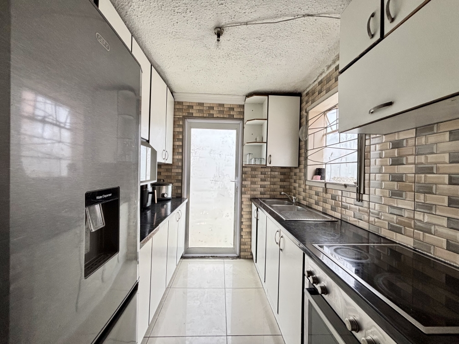3 Bedroom Property for Sale in Tafelsig Western Cape
